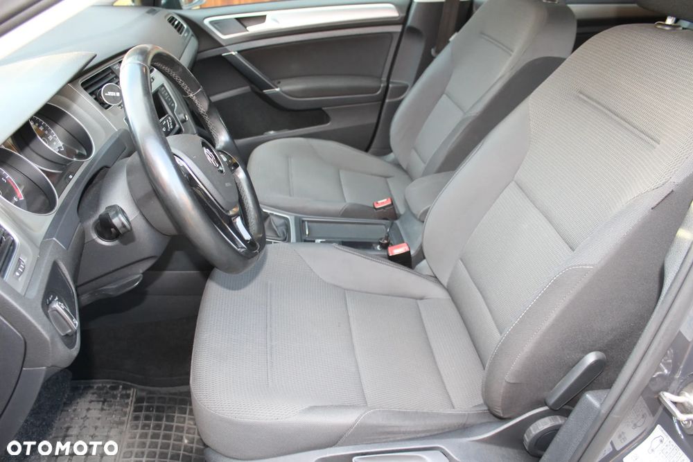 Volkswagen Golf 1.6 TDI BlueMotion Trendline - 12