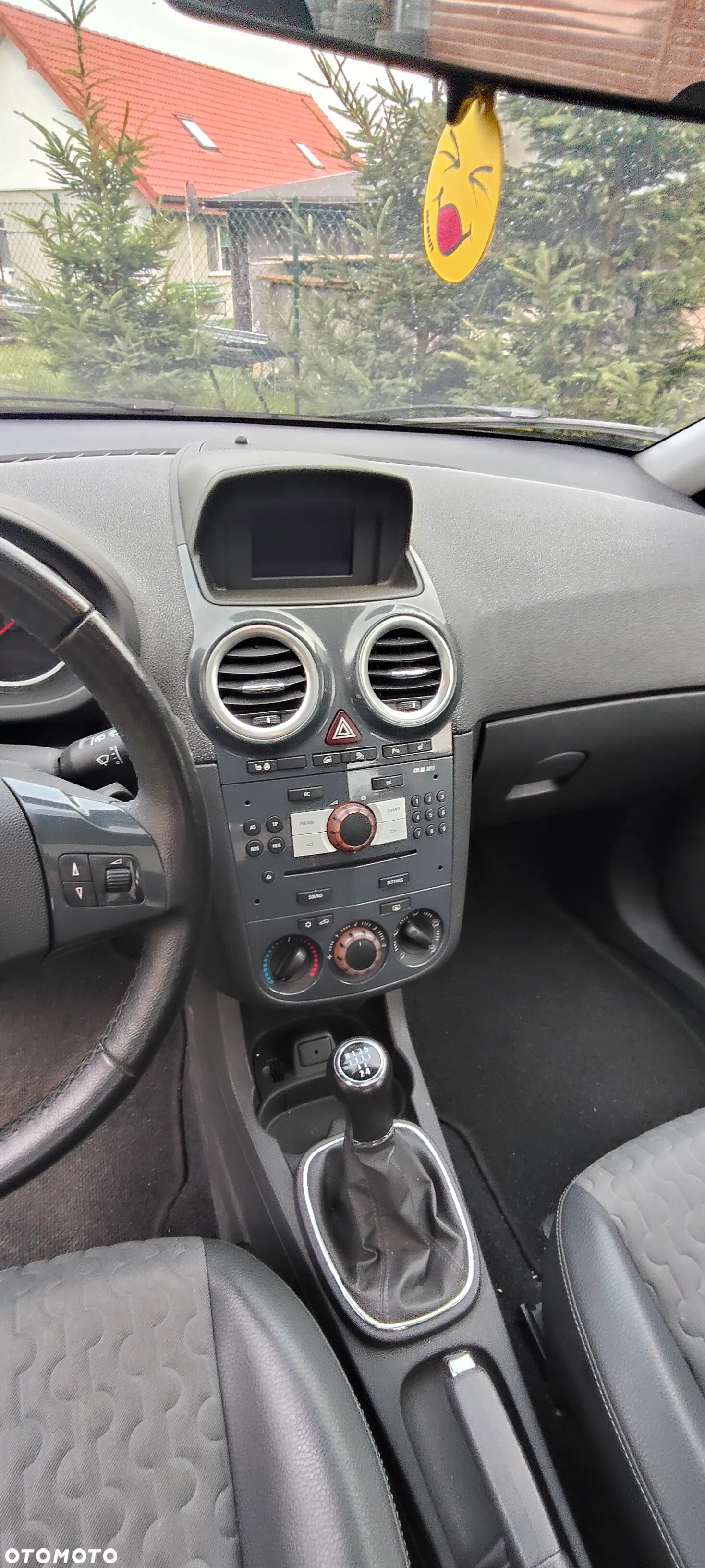 Opel Corsa 1.4 16V Active - 19