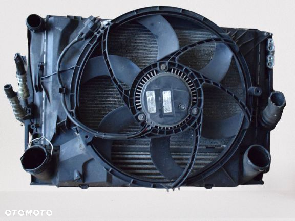 Chłodnica BMW E90 E91 E92 E87  2.0d komplet