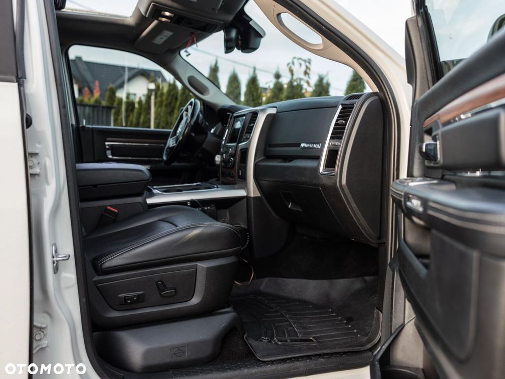 RAM 1500 - 14