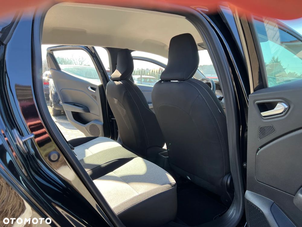 Renault Clio - 26