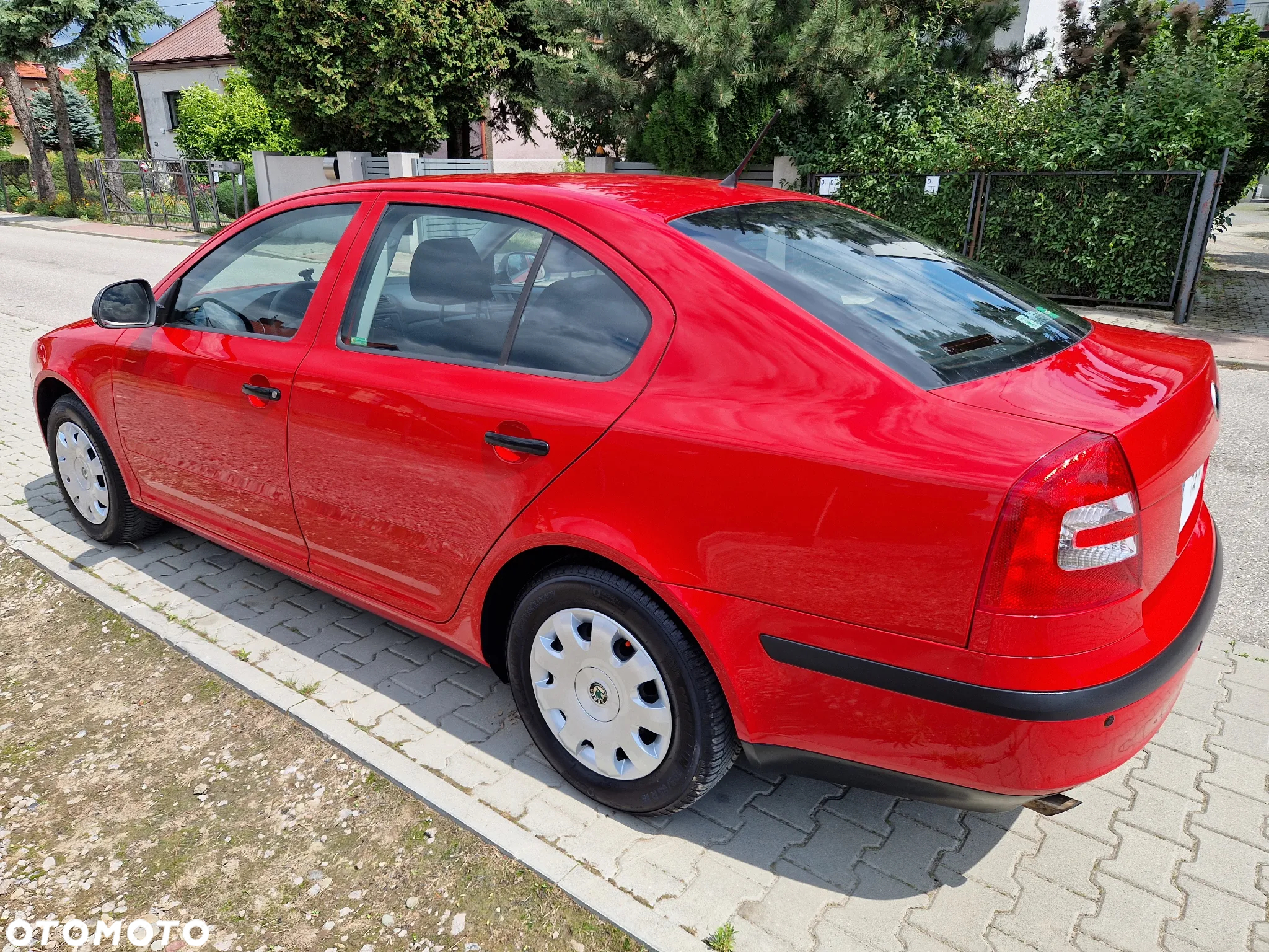 Skoda Octavia 1.6 Ambiente - 34