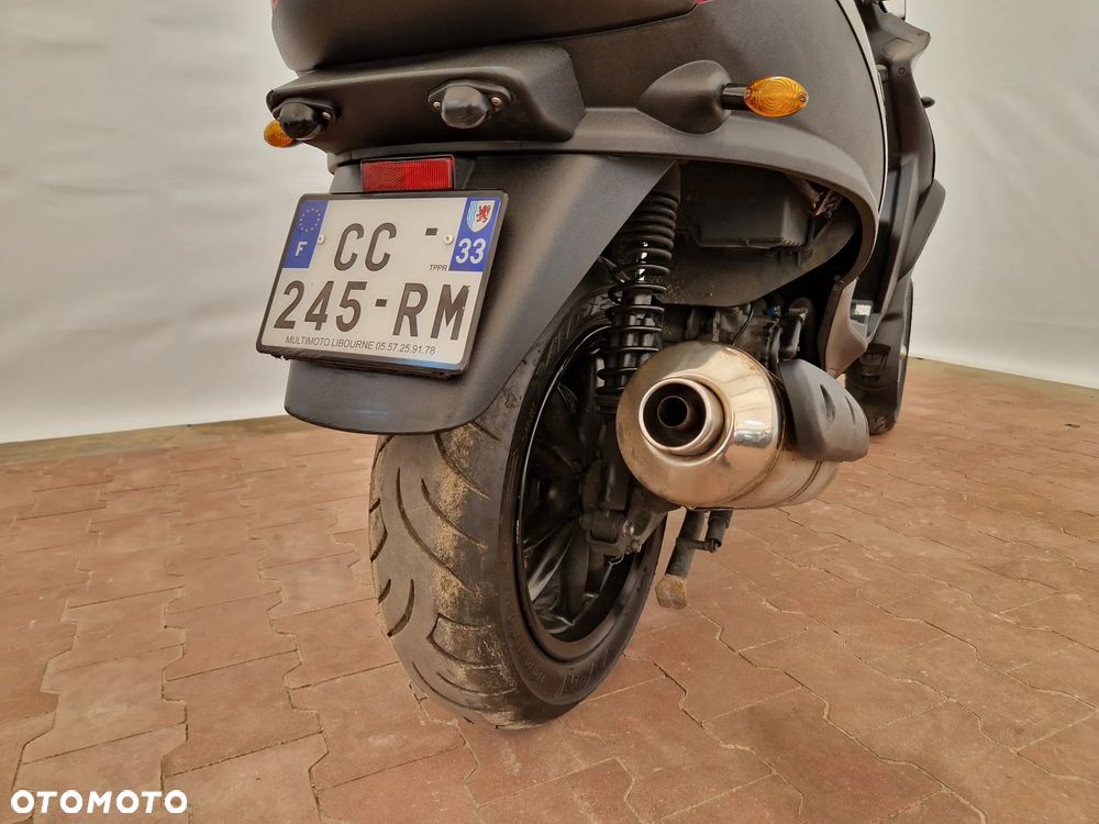 Piaggio MP-3 - 23