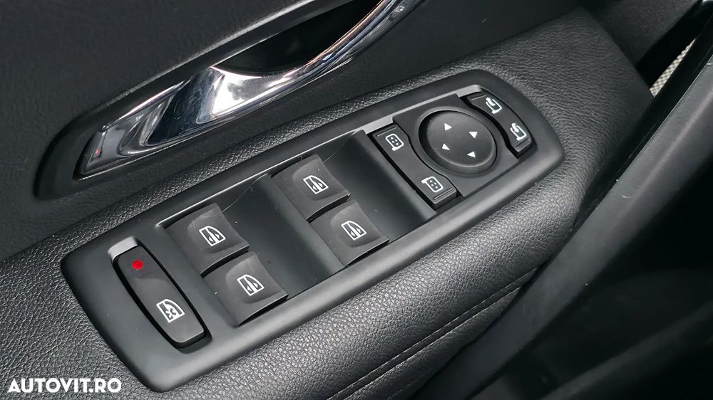 Renault Megane ENERGY dCi 130 BOSE EDITION - 35