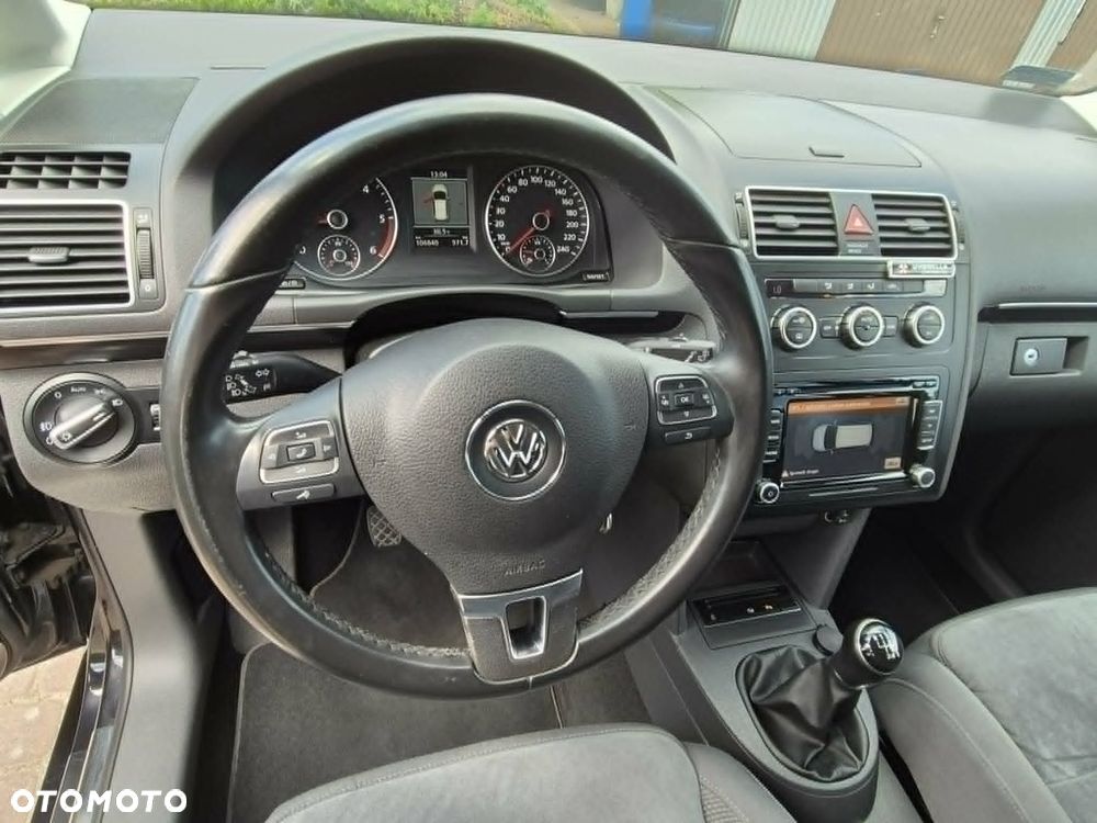 Volkswagen Touran 2.0 TDI DPF Highline - 22