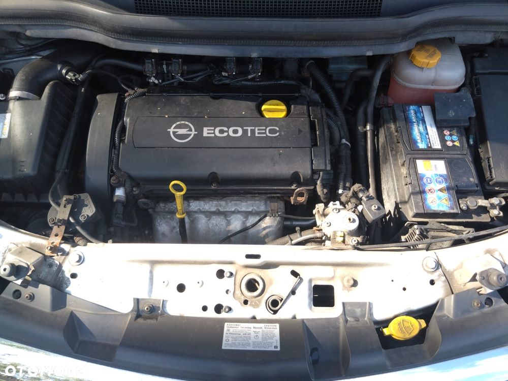 Opel Zafira 1.8 - 16