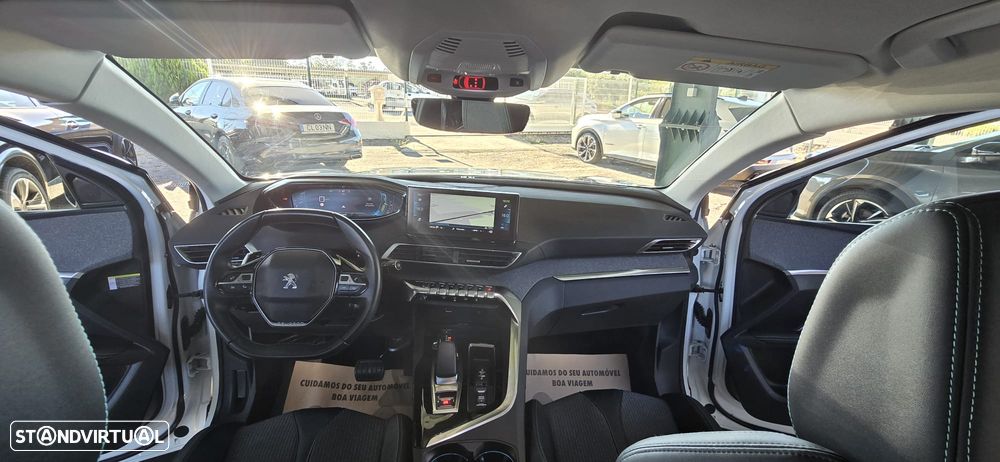 Peugeot 3008 225 e-EAT8 Allure Pack - 14
