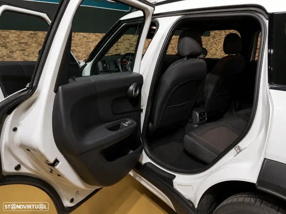 MINI Countryman One D 4Business - 13