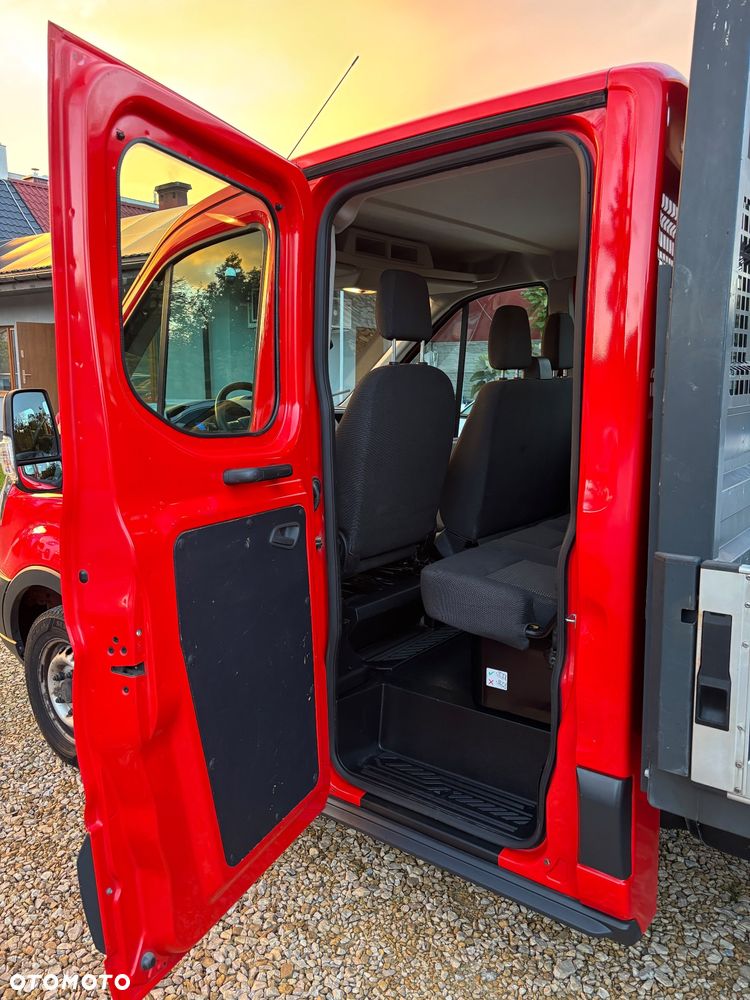 Ford Transit - 13