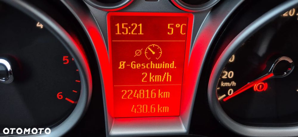 Ford Kuga 2.0 TDCi 4x4 Titanium - 21