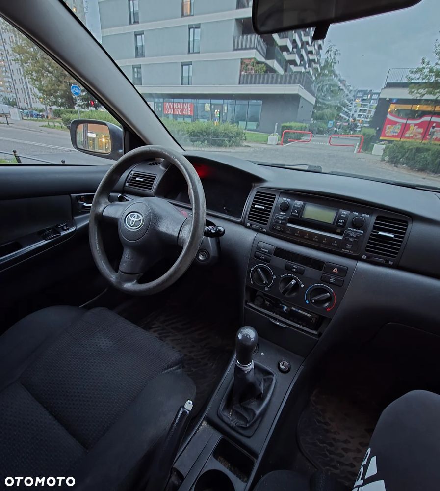 Toyota Corolla 1.4 VVT-i Base - 10