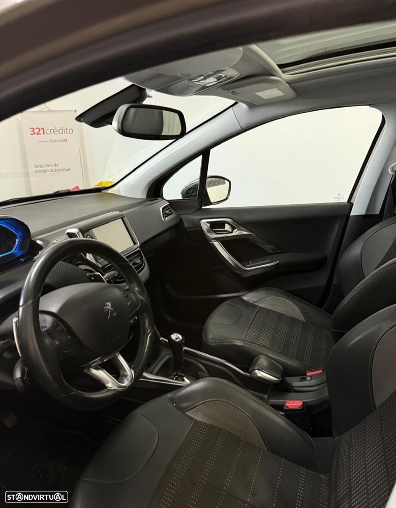 Peugeot 2008 PureTech 82 ETG5 STOP&START Allure - 3