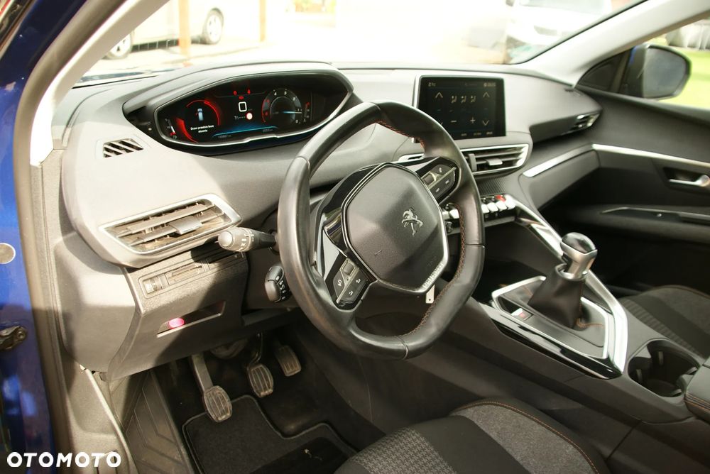 Peugeot 3008 - 19