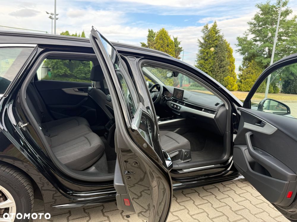 Audi A4 Avant 35 TFSI S tronic design - 20