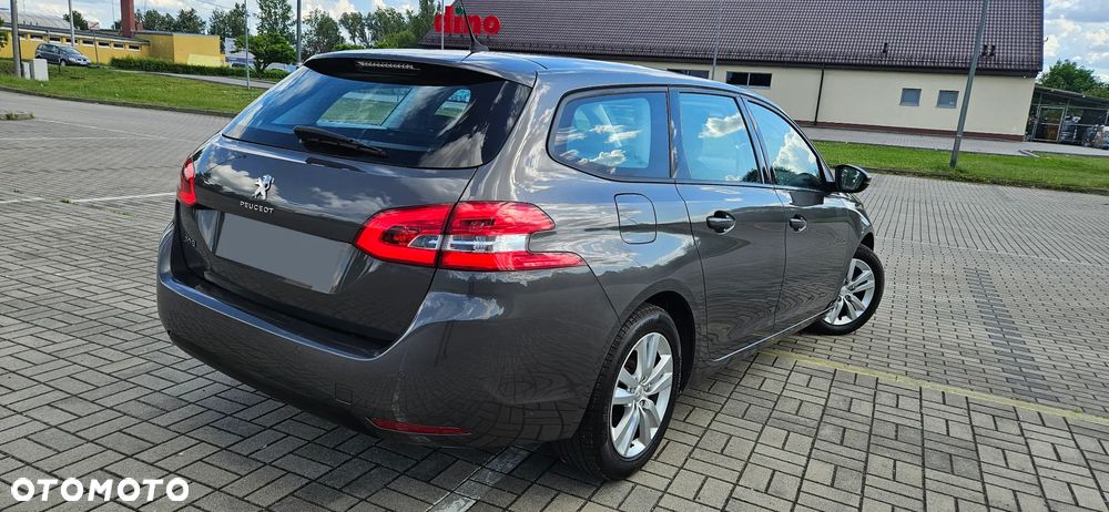 Peugeot 308 - 4