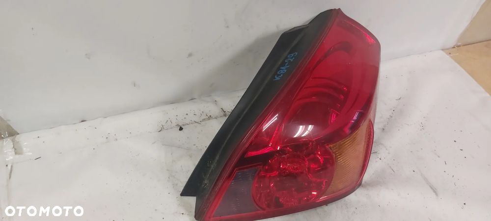 .  TYL TYLNA LAMPA PRAWA KIA PRO CEED 1 - 3