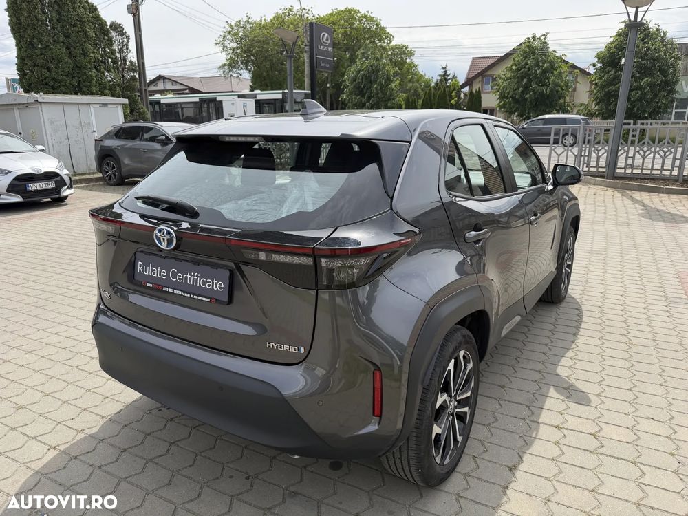 Toyota Yaris Cross 1.5 VVT-i HSD 4x2 Dynamic - 4