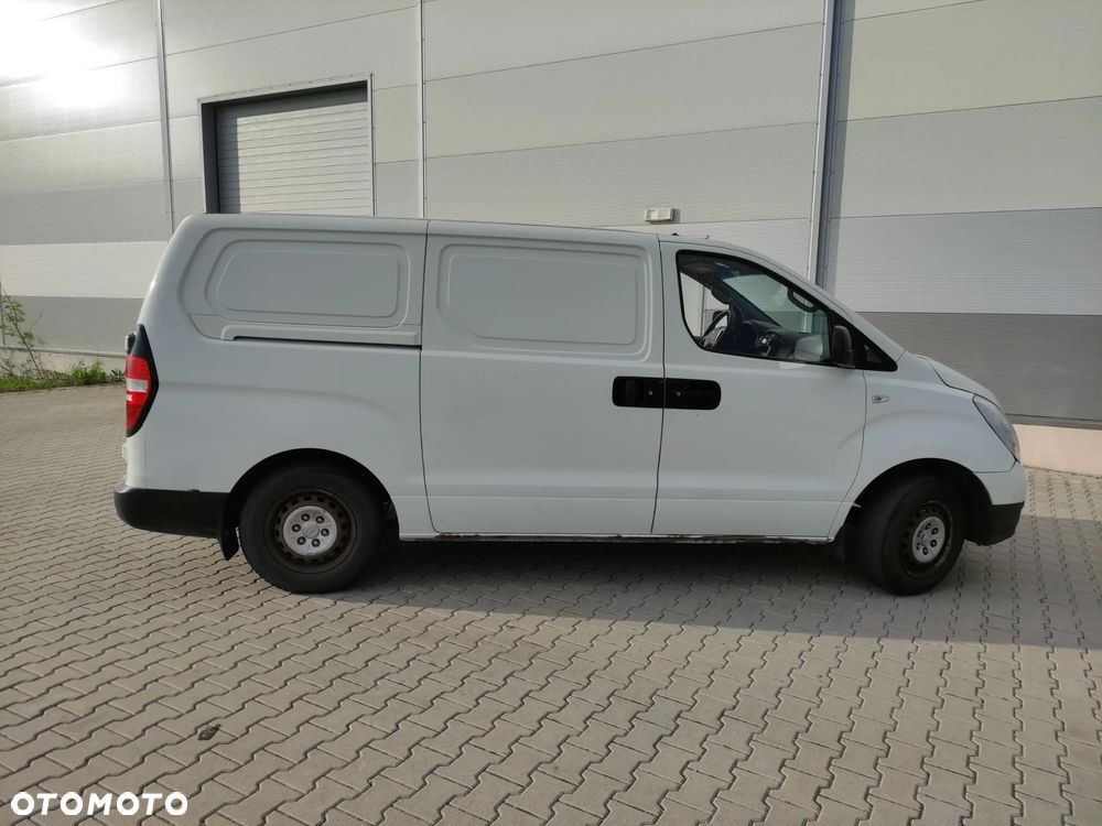 Hyundai H-1 - 6