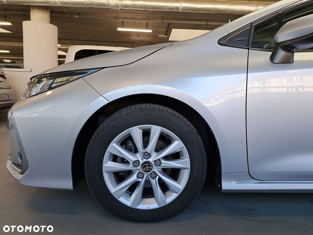 Toyota Corolla 1.8 Hybrid Comfort - 38