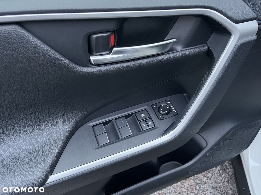 Toyota RAV4 2.5 Hybrid Selection 4x2 - 25