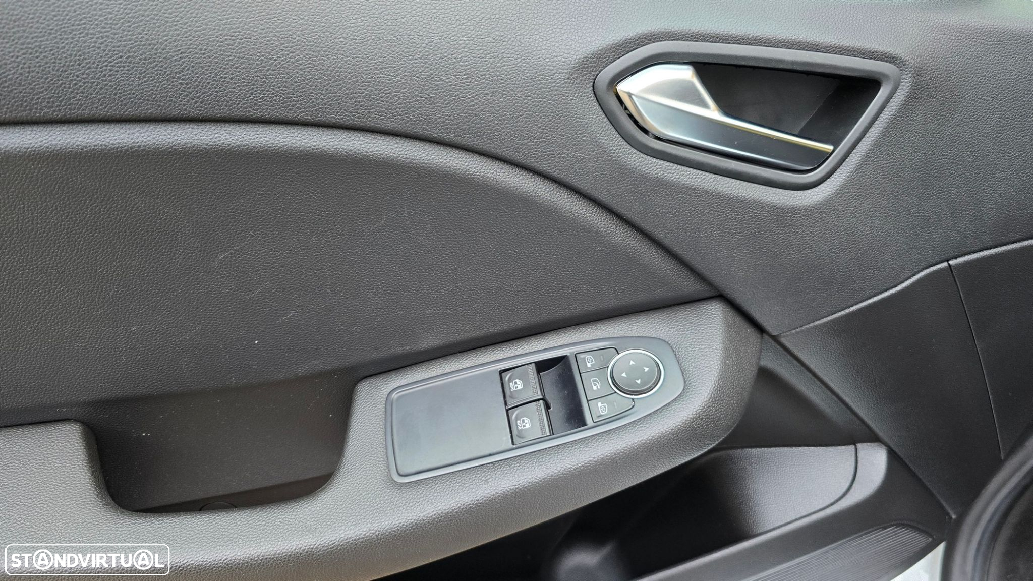 Renault Clio - 8