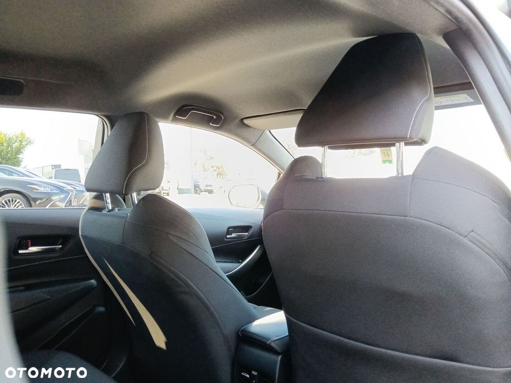 Toyota Corolla 1.8 Hybrid Comfort - 12