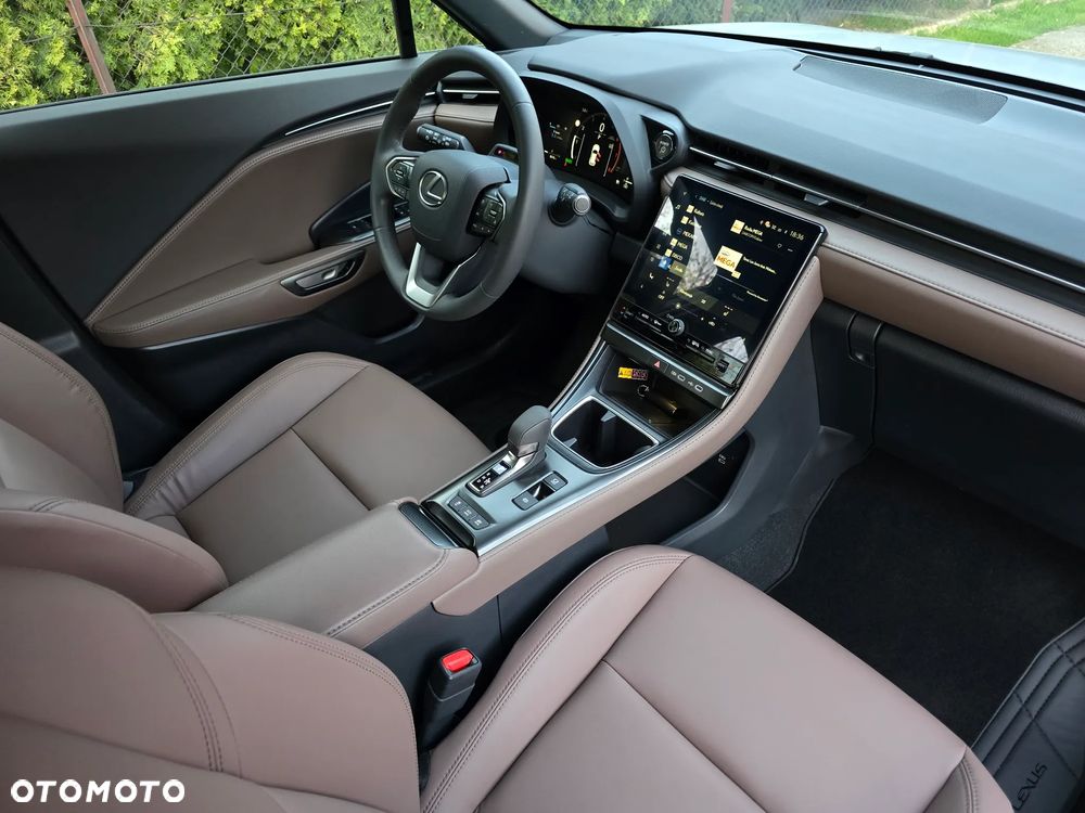 Lexus LBX FWD Original Edition - 20