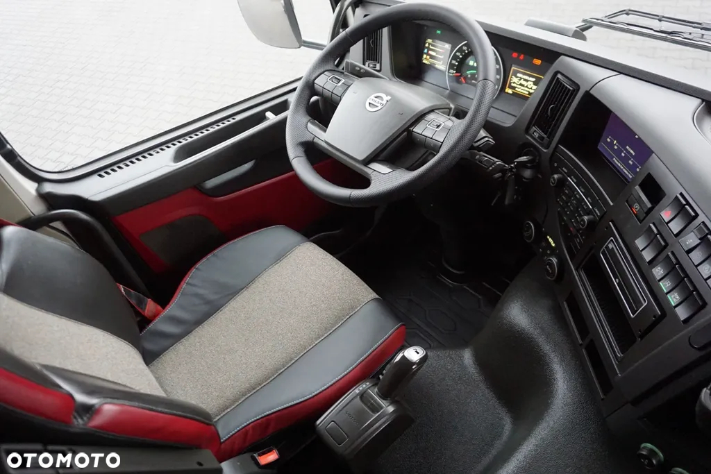 Volvo FMX / 500 / EURO 6 / ACC / GLBETROTTER / MAŁY PRZEBIEG - 9