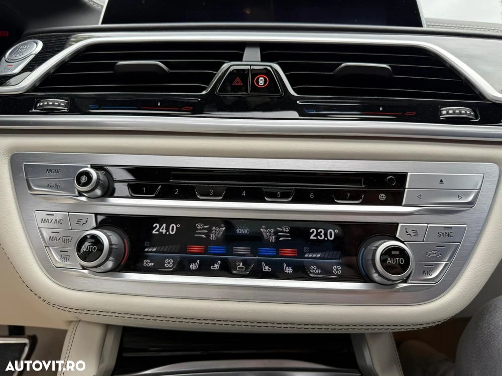 BMW Seria 7 730Ld xDrive - 28