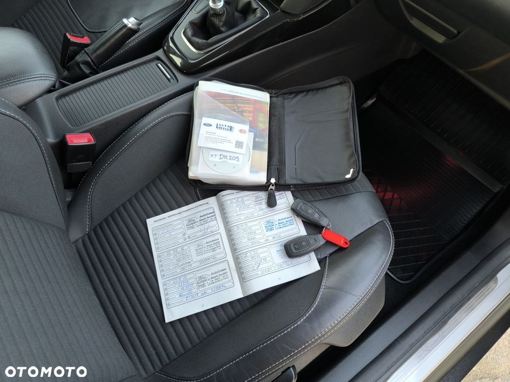 Ford Focus - 21