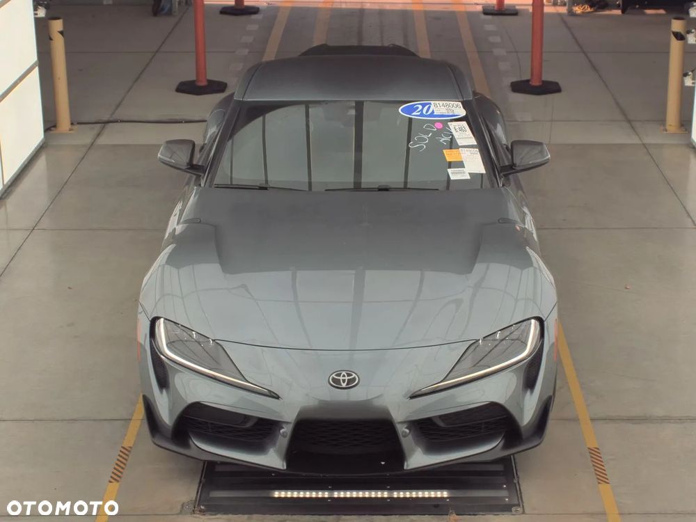 Toyota Supra - 2