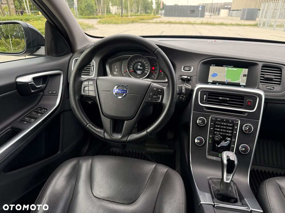 Volvo V60 D2 Drive-E Kinetic - 17