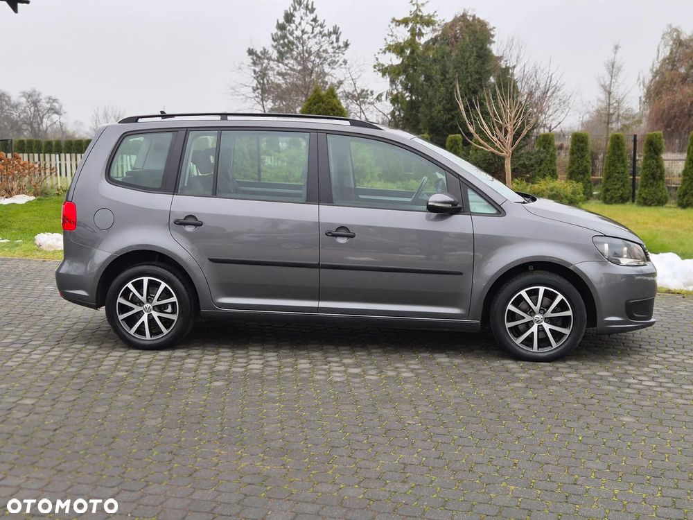 Volkswagen Touran 1.6 TDI DPF BlueMotion Technology DSG Comfortline - 24