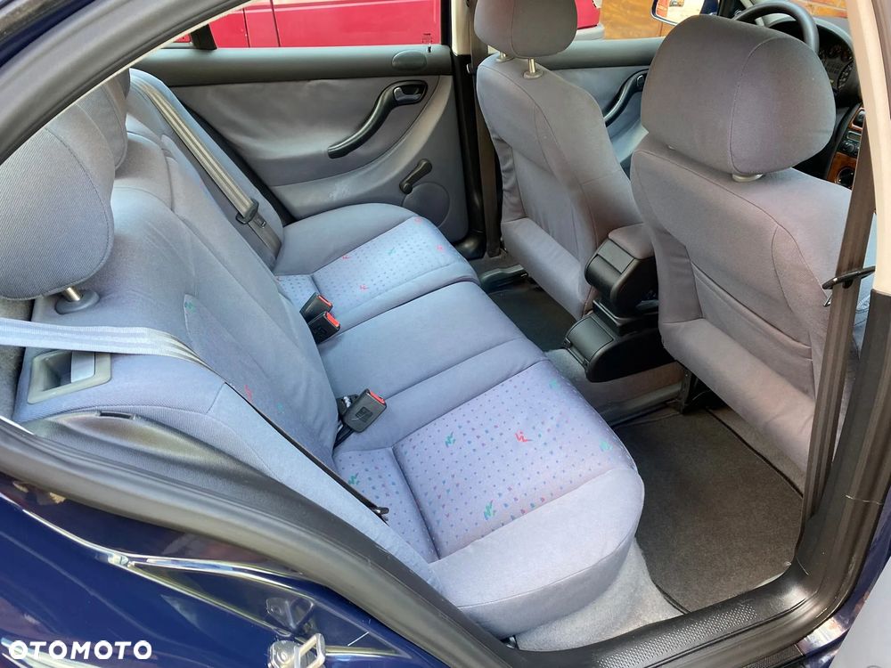 Seat Toledo - 24