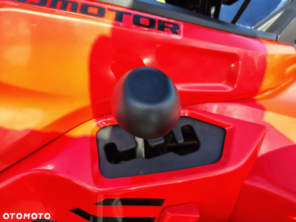 QJMOTOR SFA 300 - 17
