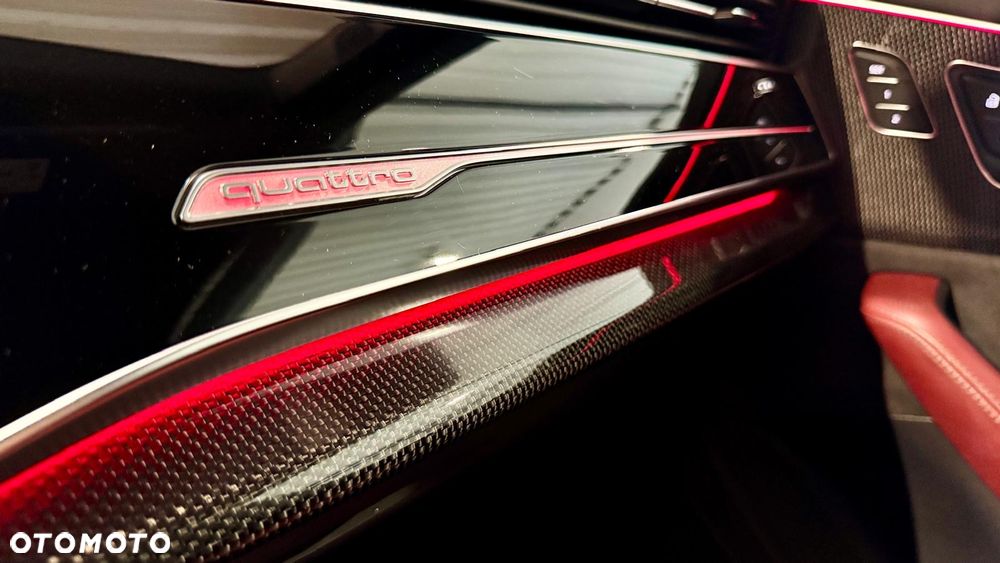 Audi SQ8 - 16