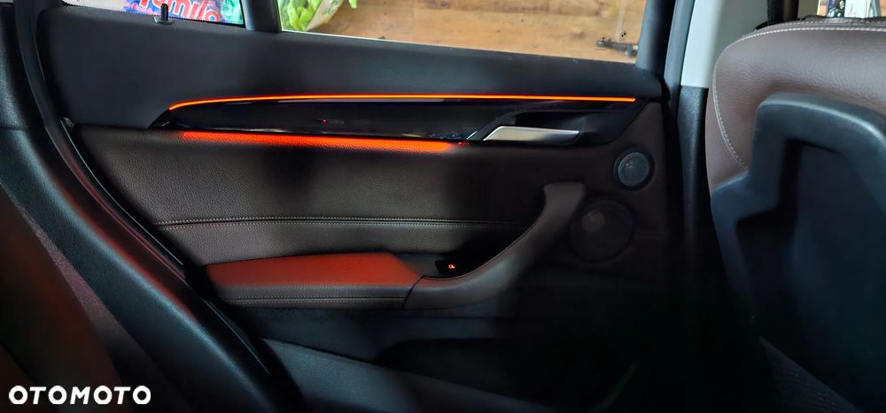 BMW X1 sDrive20d - 12