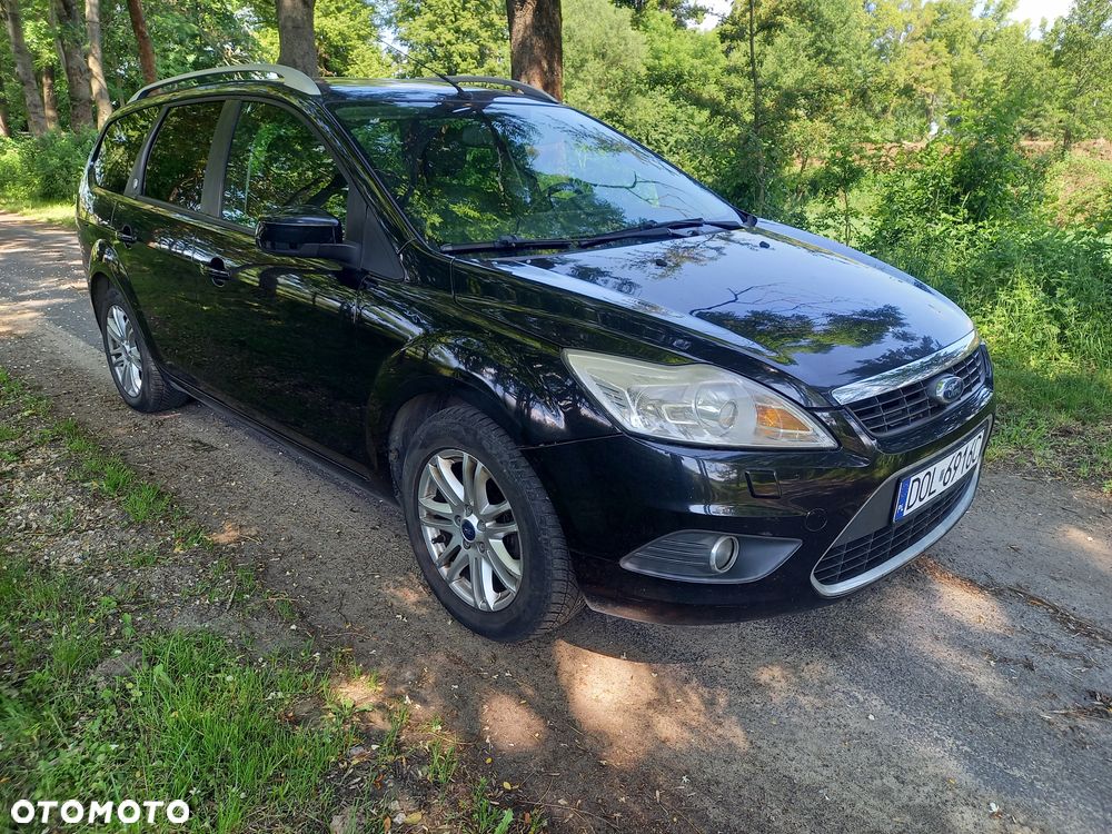 Ford Focus II lift kombi 2.0 benzyna z LPG - 2