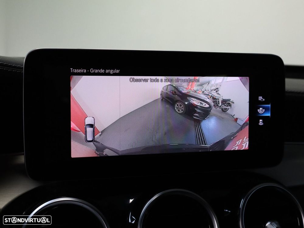 Mercedes-Benz GLC 300 e 4Matic - 15