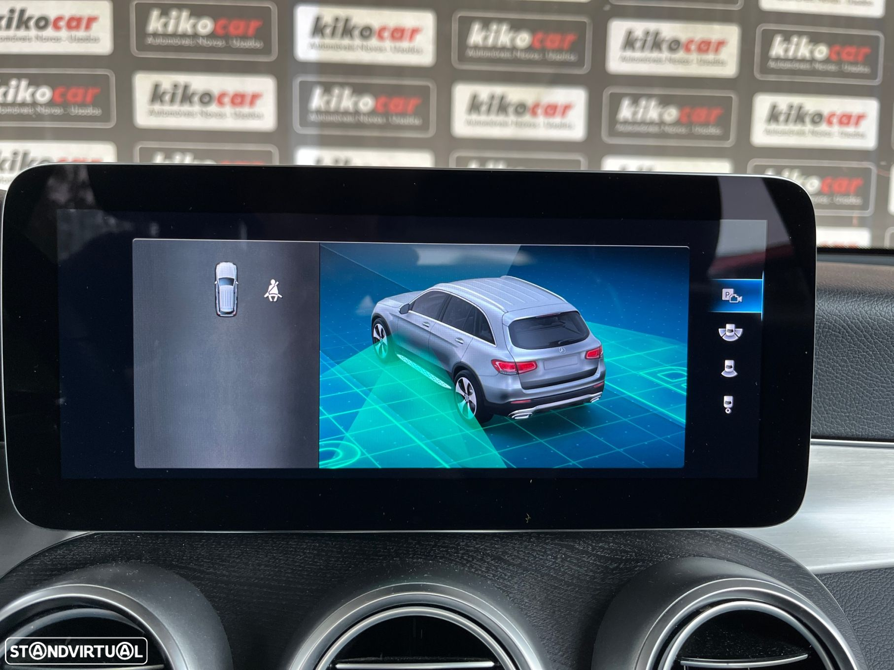 Mercedes-Benz GLC 300 de 4Matic - 35