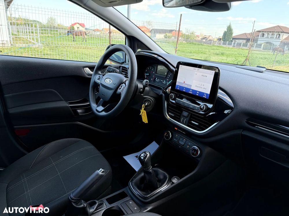 Ford Fiesta 1.1 S&S COOL&CONNECT - 20