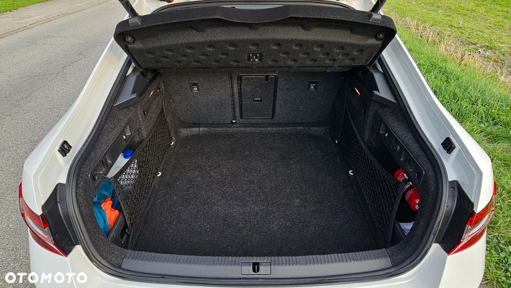 Skoda Superb 1.4 TSI ACT Ambition - 11