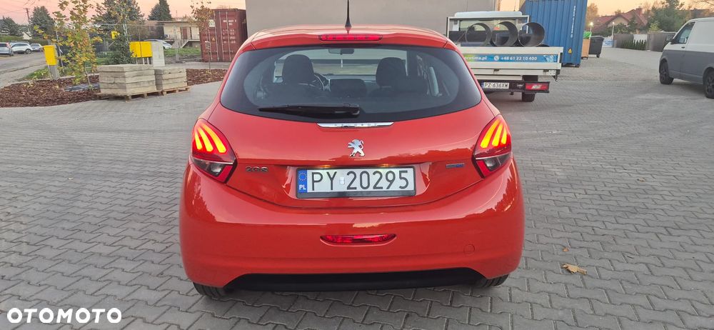 Peugeot 208 - 2