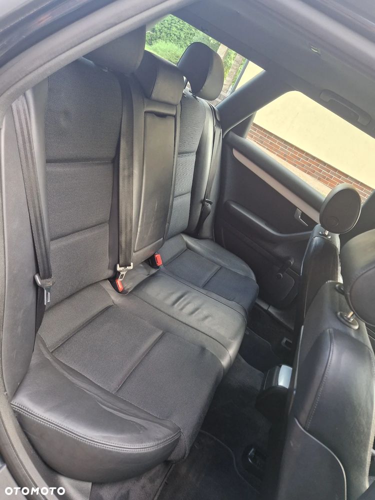 Audi A4 Avant 1.8 T - 14