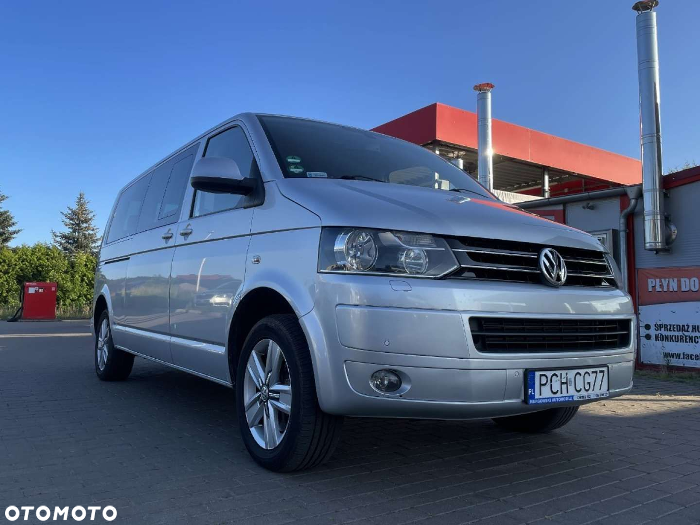Volkswagen Caravelle - 9