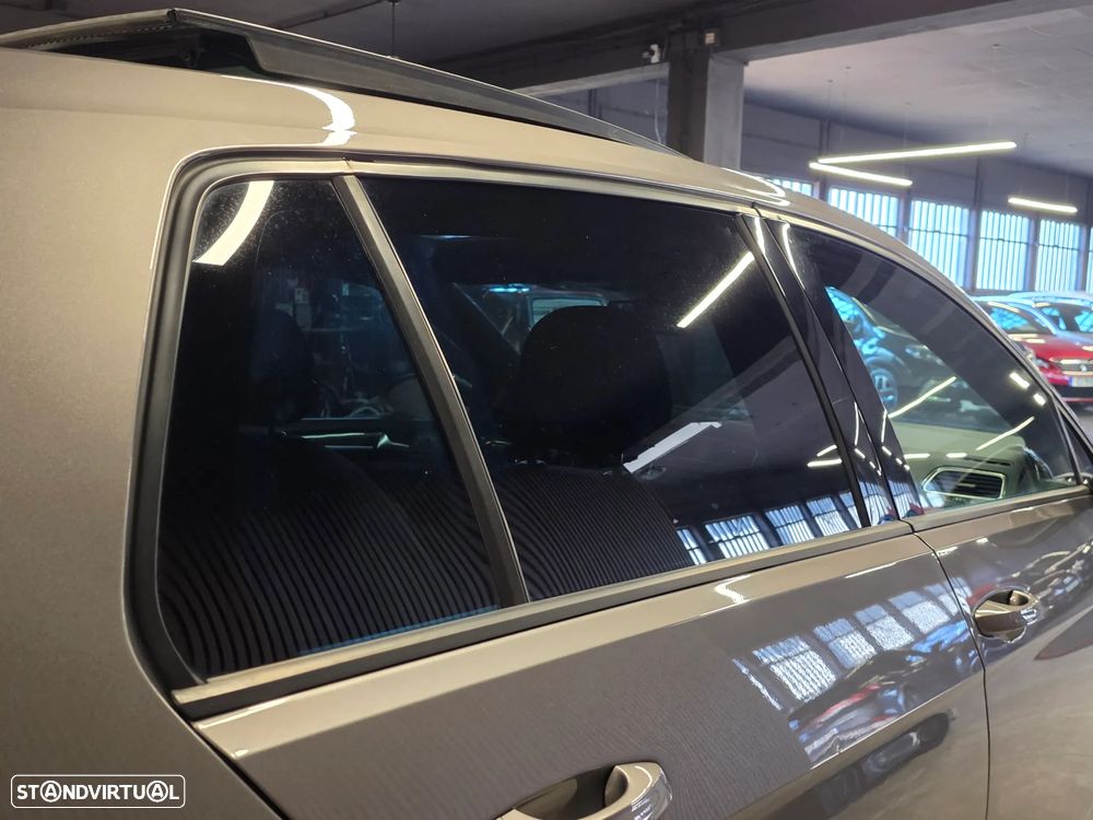 VW Golf 1.4 GTE Plug-In-Hybrid DSG - 28
