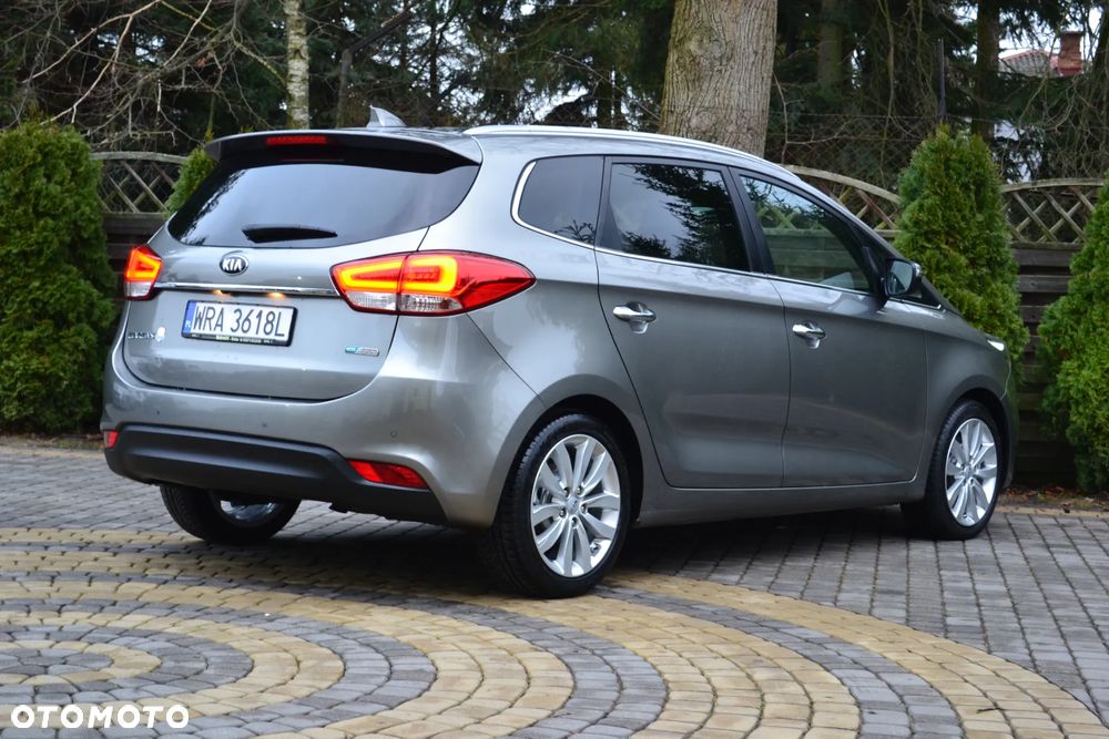 Kia Carens 1.7 CRDi Business Line 7os 7DCT - 14