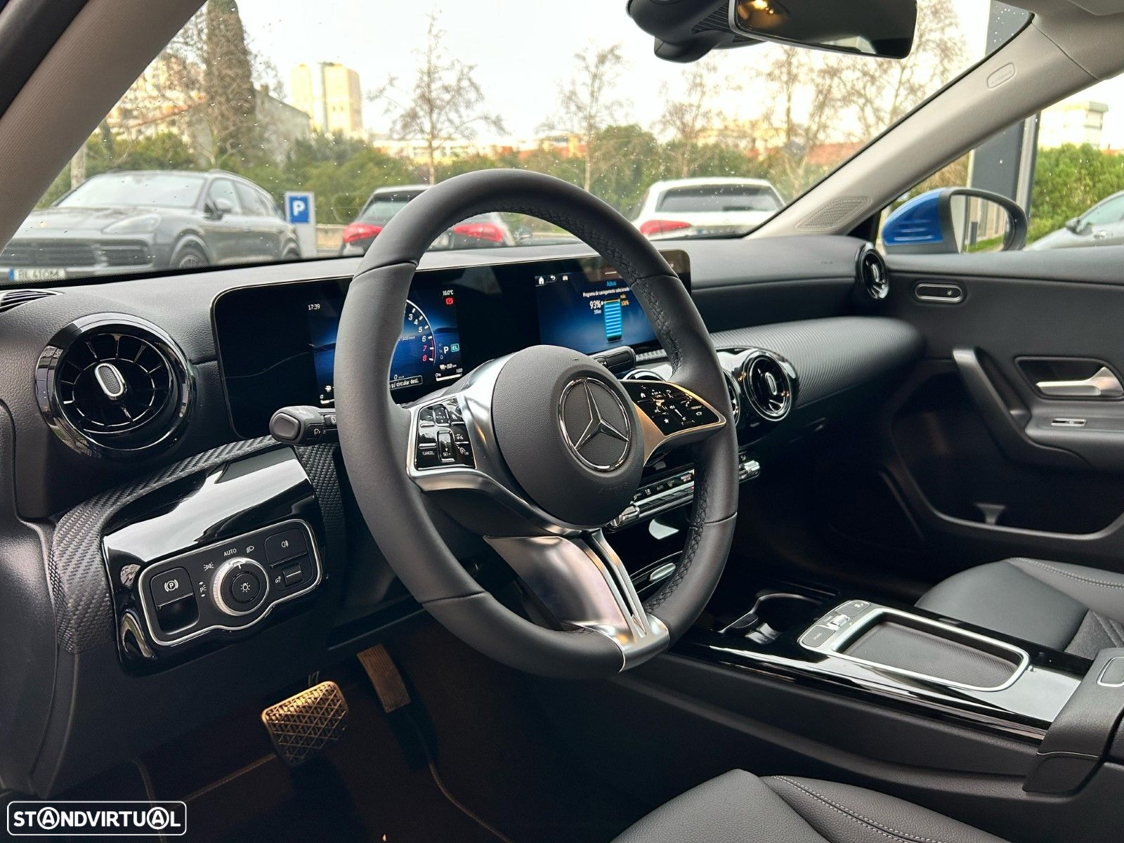 Mercedes-Benz A 250 e - 2