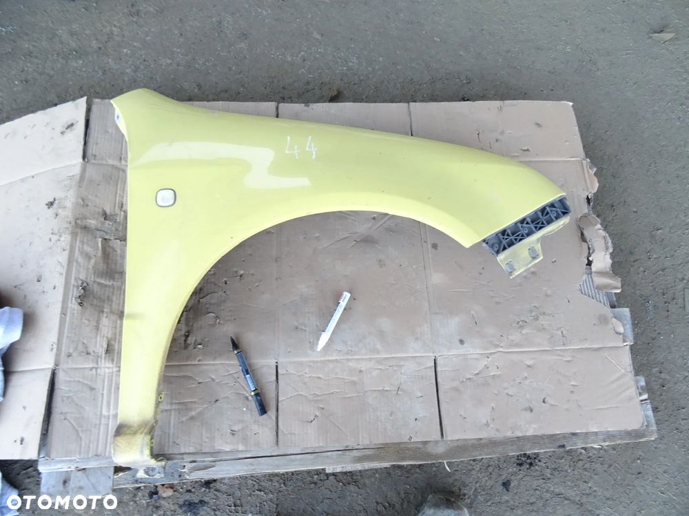 Błotnik Prawy Przód Skoda Fabia I 6260