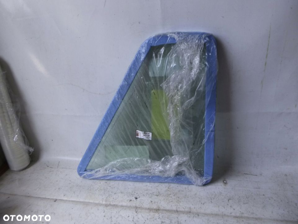 Szyba drzwi dolna zielona Fendt Farmer - 3